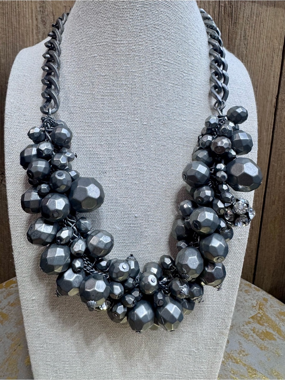Vera Wang Statement Cluster Necklace - Metallic Gray